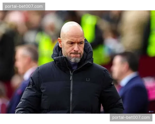 赛前发布会:曼联主帅滕哈赫强调,对阵布伦特福德需提升向禁区传球的质量 赛前发布会:曼联主帅滕哈赫强调,对阵布伦特福德需提升向禁区传球的质量