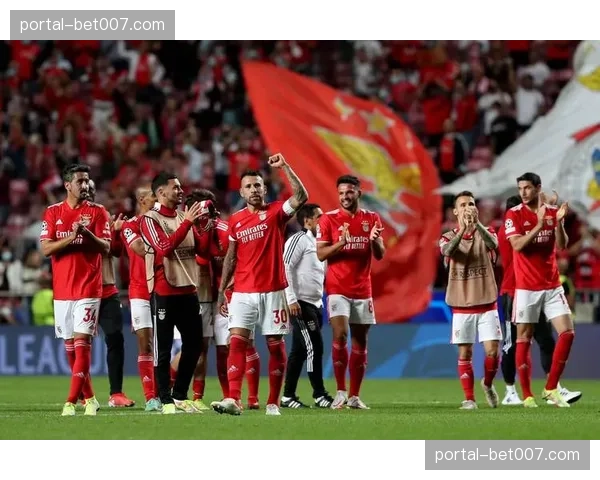 拜仁vs斯图加特强强对话,卫冕冠军主场迎战黑马挑战 拜仁vs斯图加特强强对话,卫冕冠军主场迎战黑马挑战